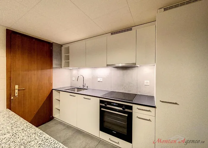 Apartamento Crans-colline 17 By Interhome