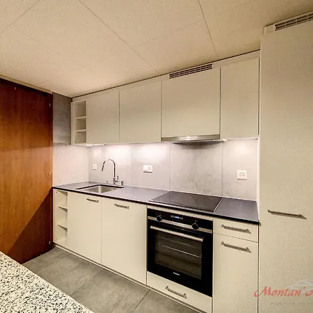 Апартаменты Crans-colline 17 By Interhome